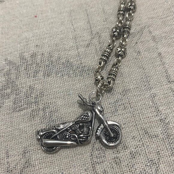 Chrome Hearts Cross Flower Chain Motorcycle Pendant Necklace - Picture 7 of 10